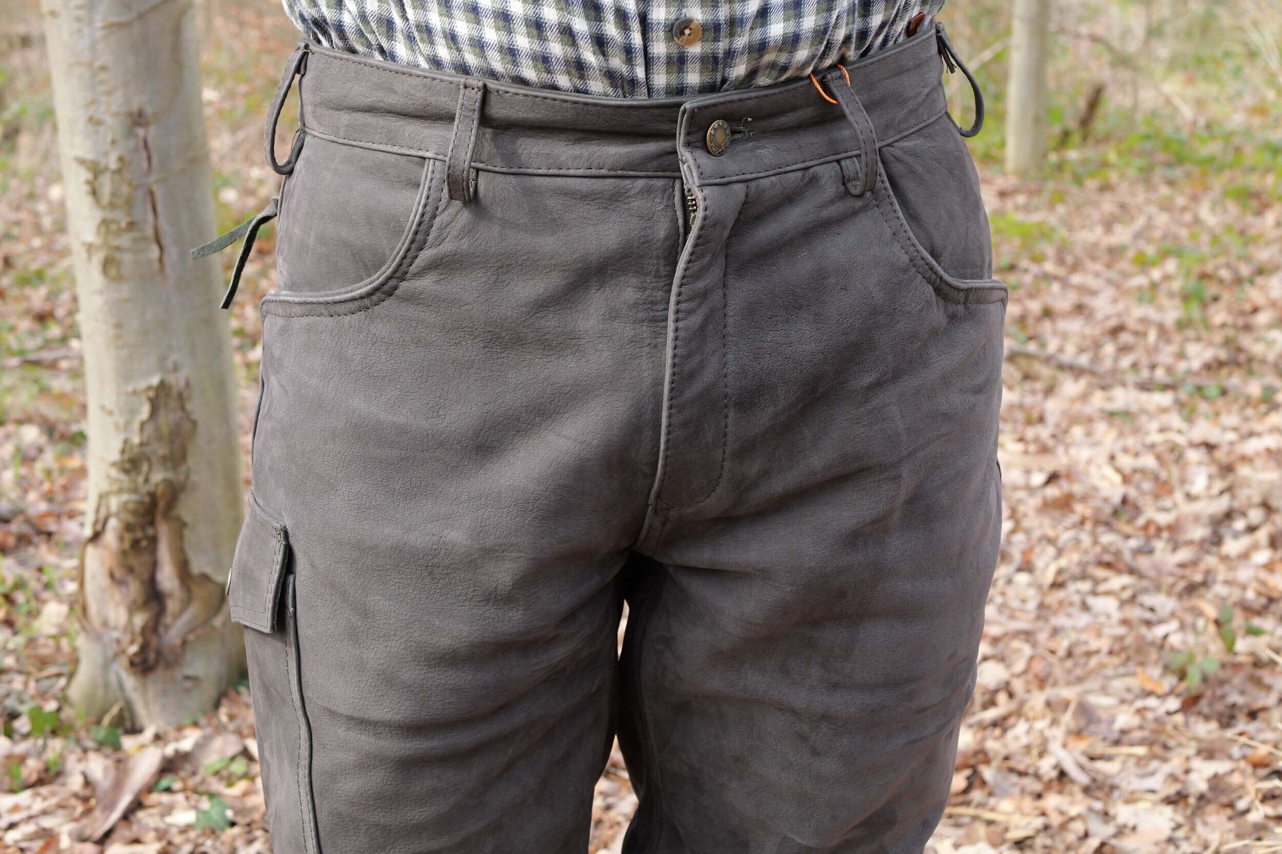 Hubertus Stiefellederhose (dkl.-oliv) Hubertus Stiefellederhose (dkl.-oliv)