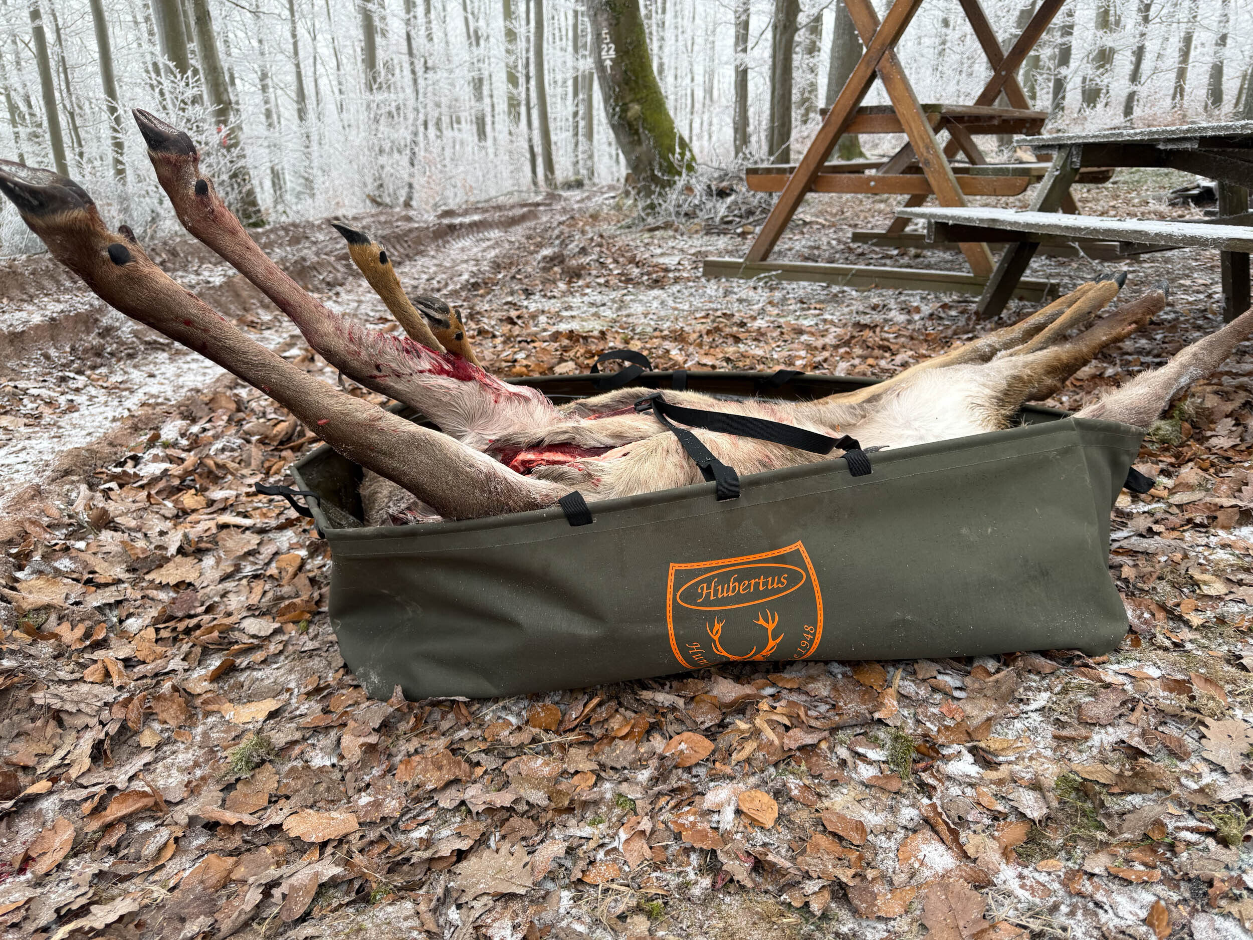 Die faltbare Wildwanne von Hubertus für Rot- und Schwarzwild mit Wild