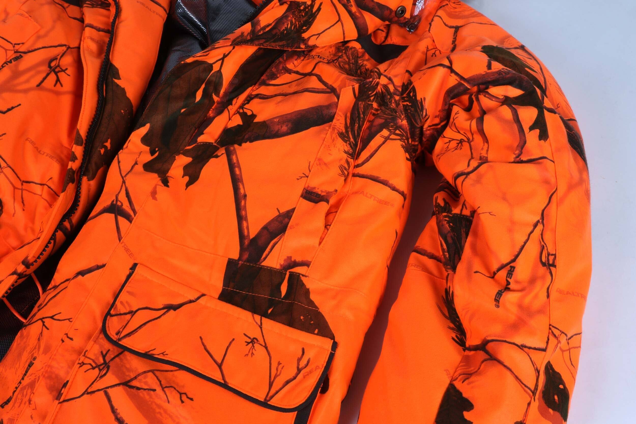 Pinewood Abisko Camou 2.0 Winterjacke (AP Blaze) Pinewood Abisko Camou 2.0 Winterjacke (AP Blaze)