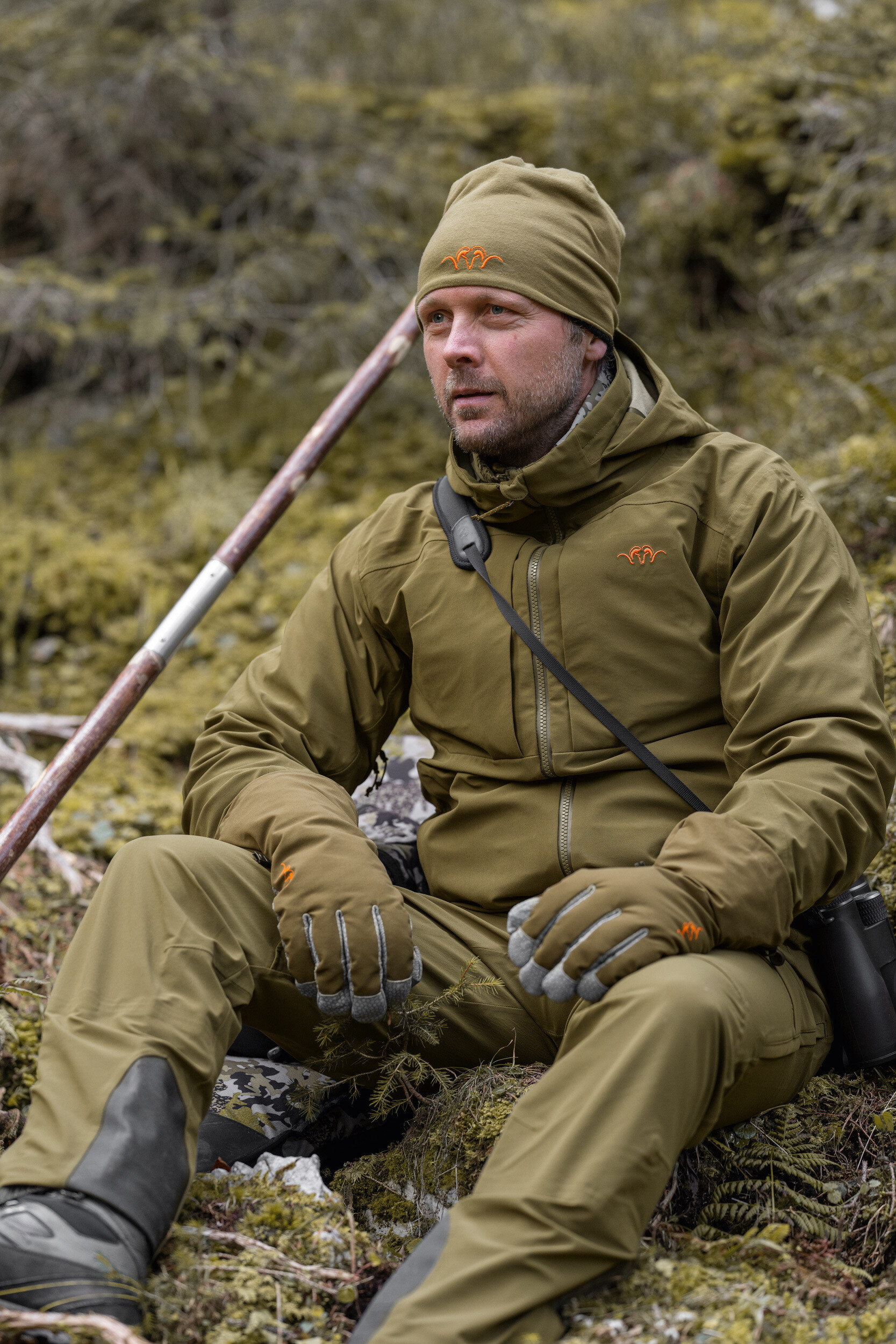 Blaser Drain Beanie (dunkel oliv) Blaser Resist 3L Jacke (dunkel oliv)
