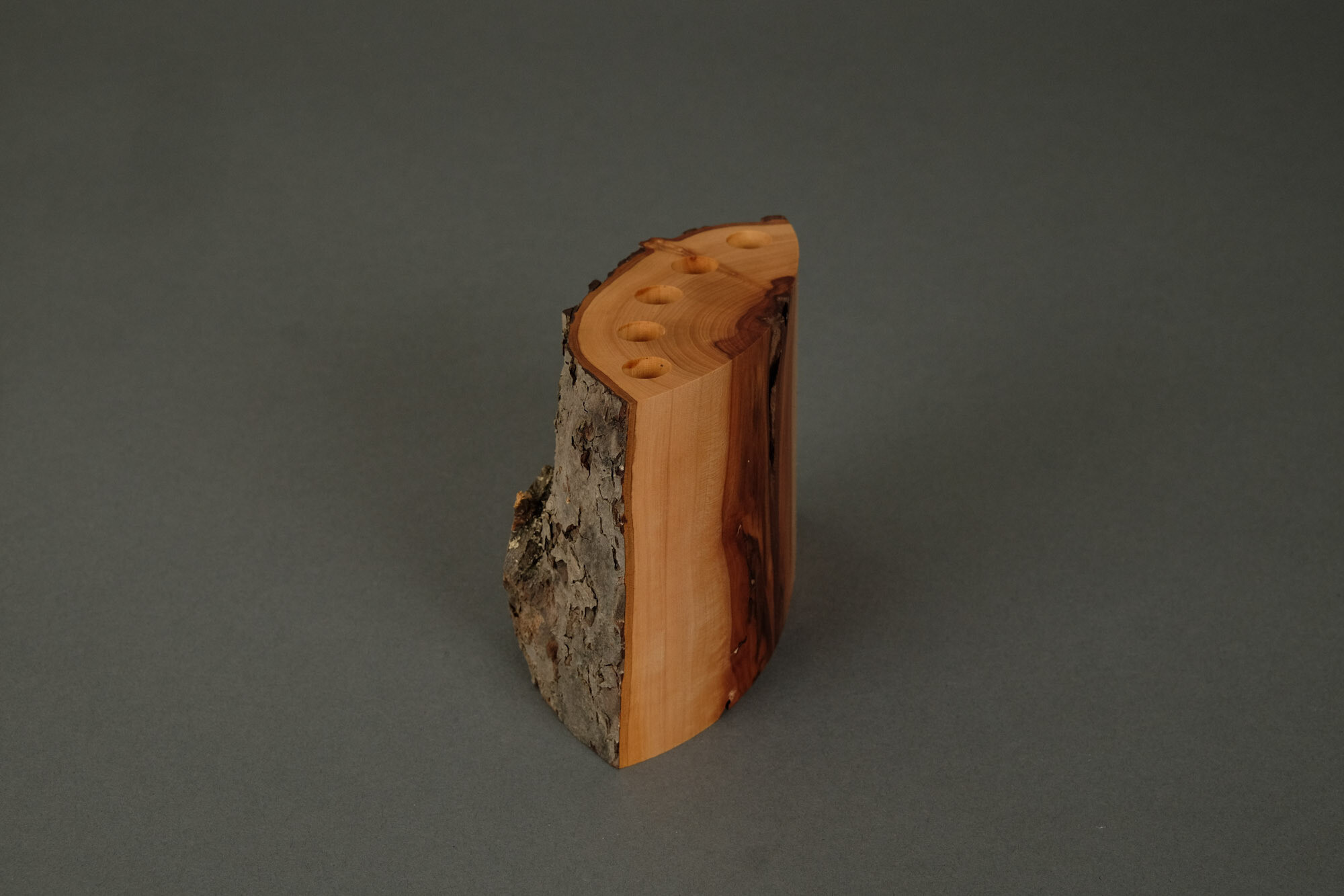 Edler Holz-Stiftehalter Stifthirt Nr. 8 (Apfel) Edler Holz-Stiftehalter Stifthirt Nr. 8 (Apfel)