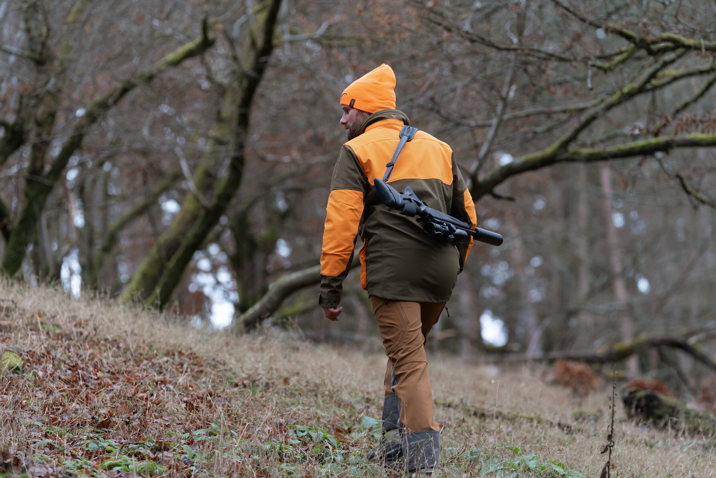 Blaser Tackle Softshelljacke (dunkel oliv/blaze orange)