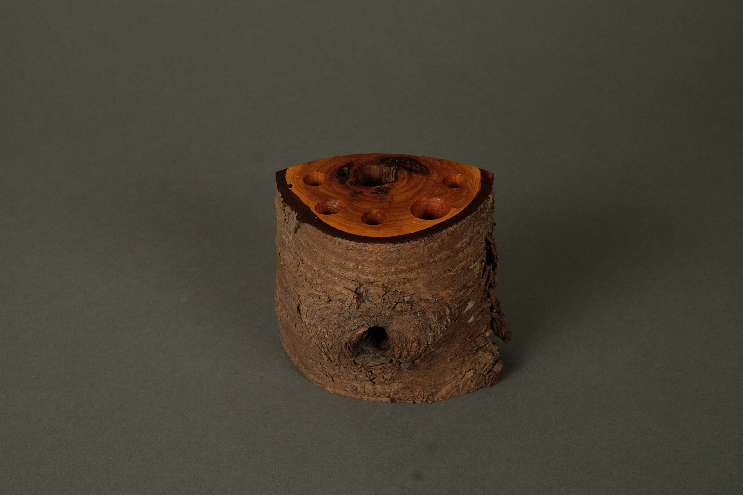 Edler Holz-Stiftehalter Stifthirt Nr. 14 (Kirsche) Edler Holz-Stiftehalter Stifthirt Nr. 14 (Kirsche)