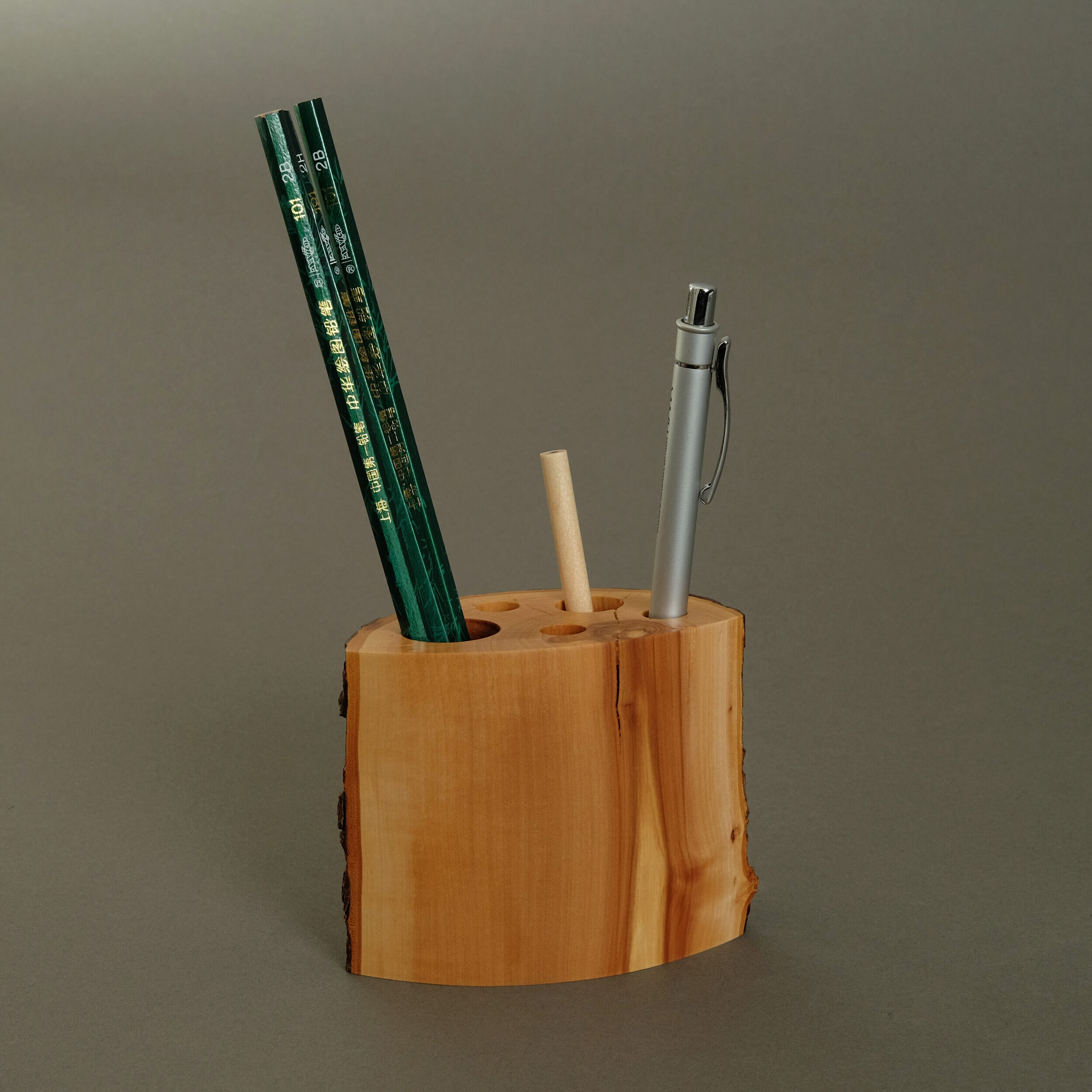 Edler Holz-Stiftehalter Stifthirt Nr. 9 (Apfel)