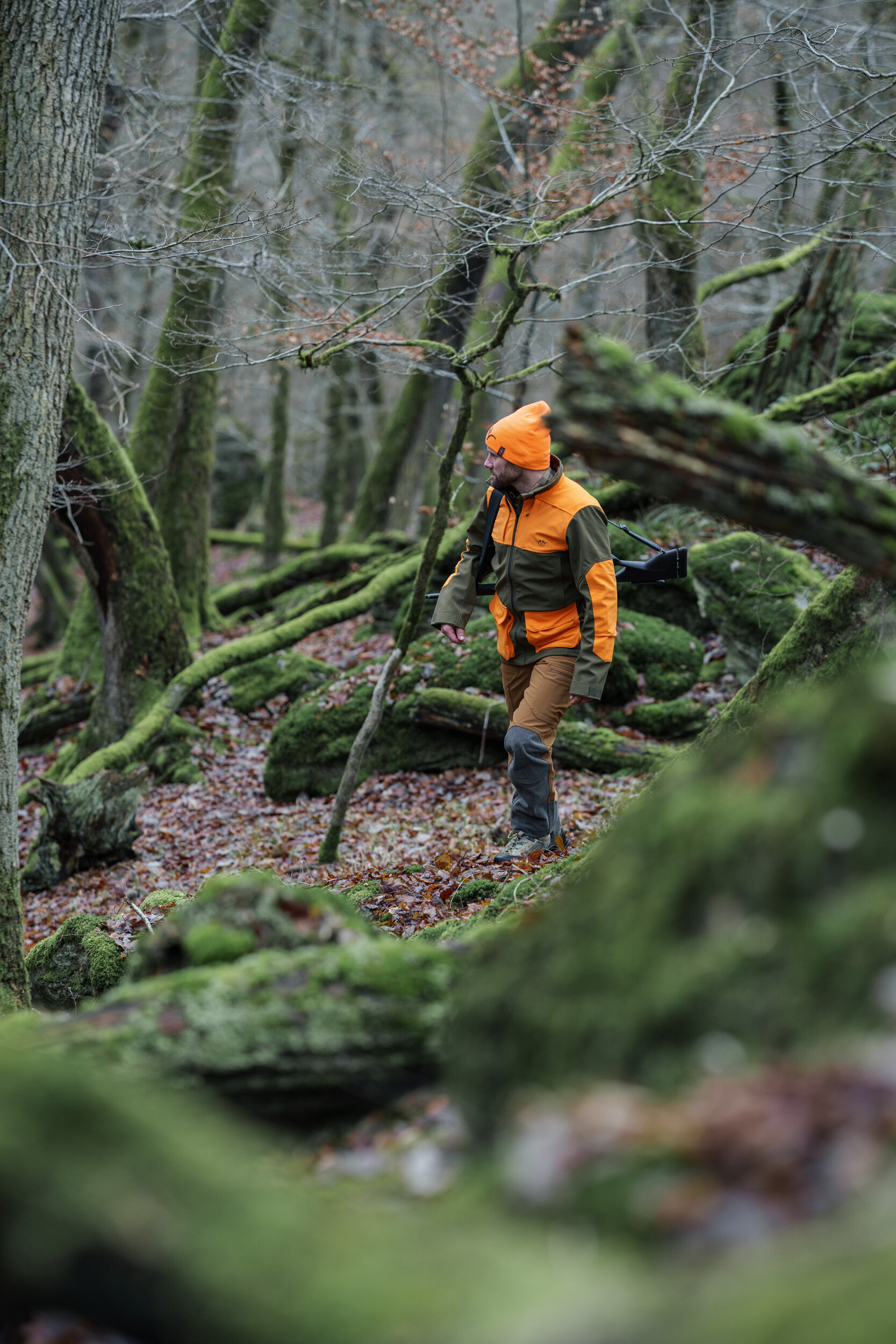 Blaser Tackle Softshelljacke (dunkel oliv/blaze orange)