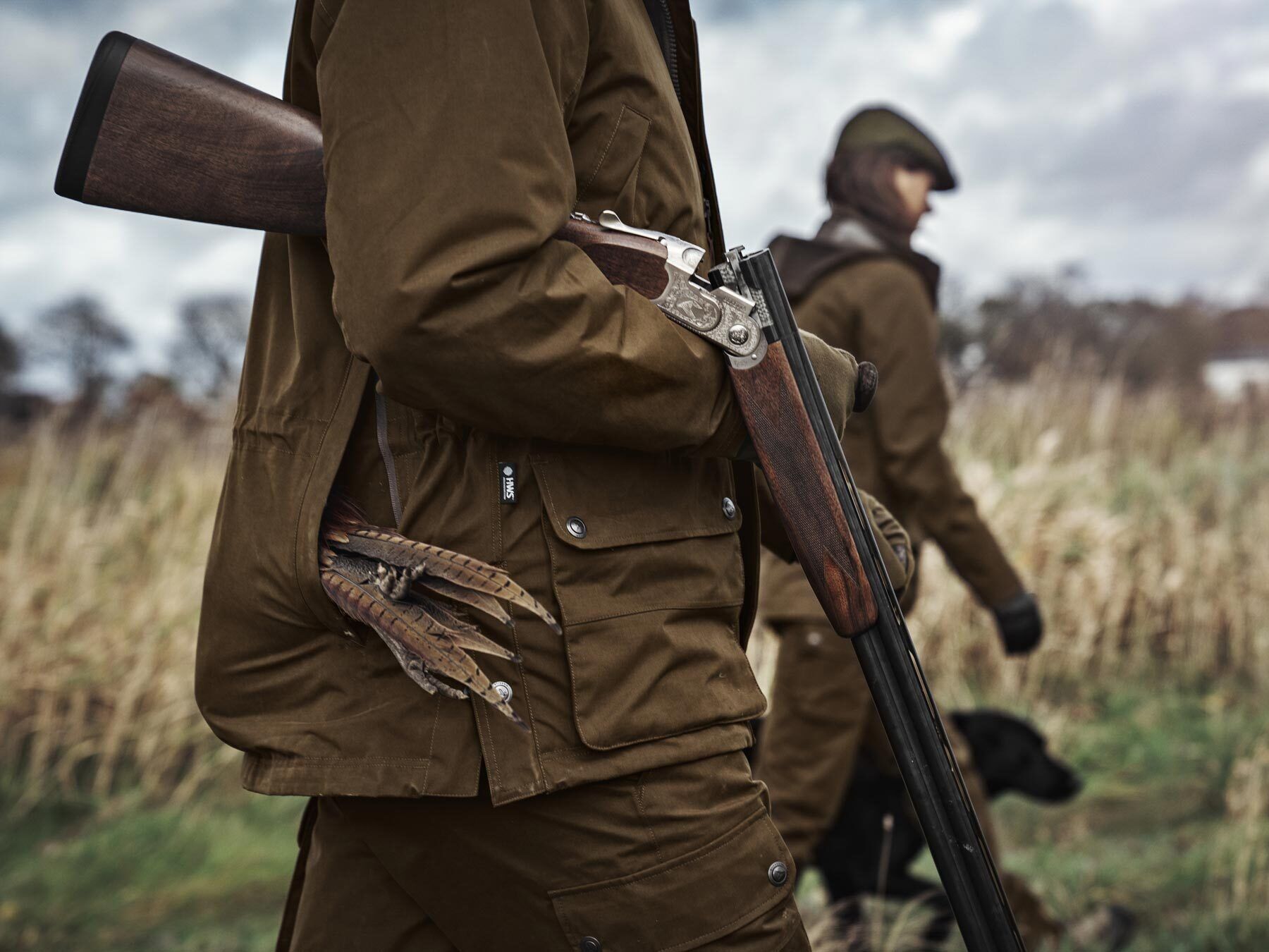 Härkila Retrieve HWS Handschuhe (Dark warm olive) Härkila Retrieve Jacke (Warm olive)