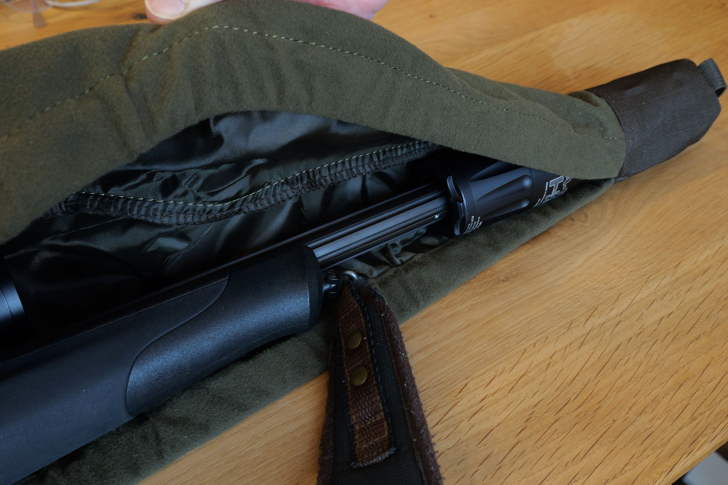 Beretta faltbares Pirschfutteral 118/135 cm (Green Moss)