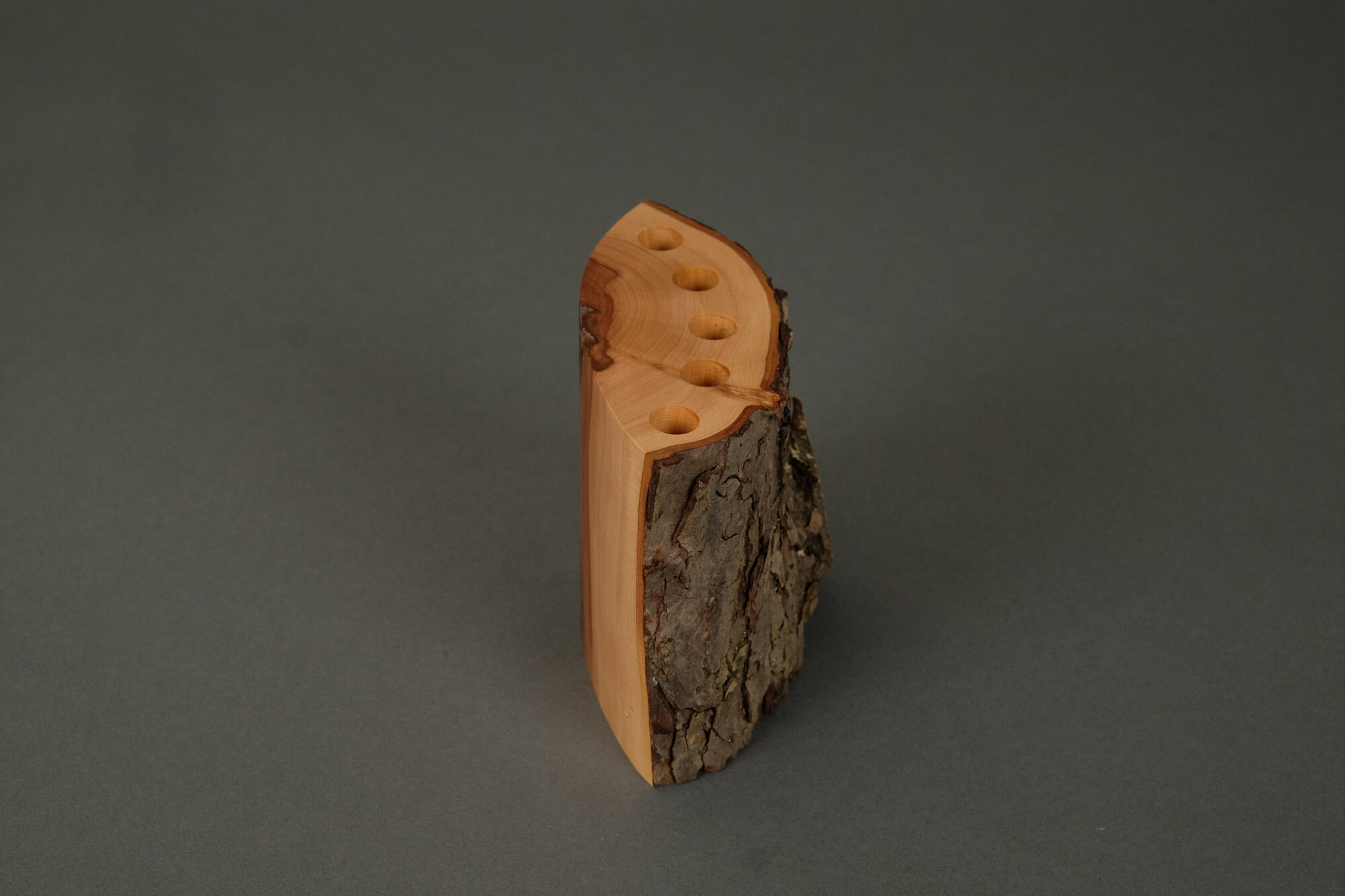 Edler Holz-Stiftehalter Stifthirt Nr. 8 (Apfel) Edler Holz-Stiftehalter Stifthirt Nr. 8 (Apfel)