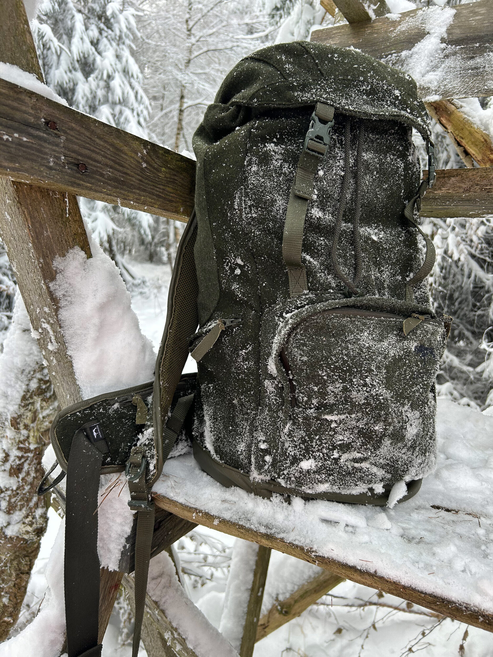 Jagdhund Staufen Lodenrucksack