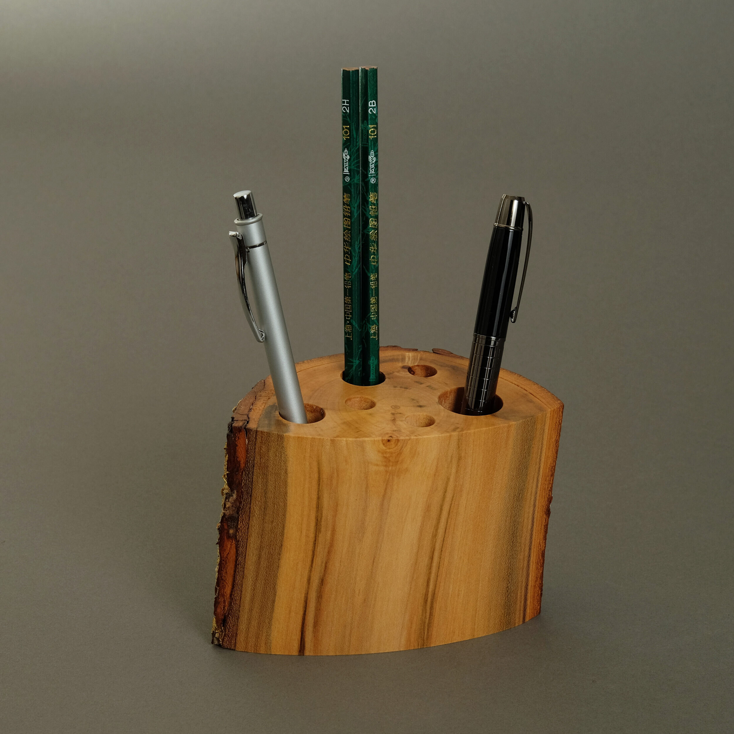 Edler Holz-Stiftehalter Stifthirt Nr. 39 (Ahorn) 