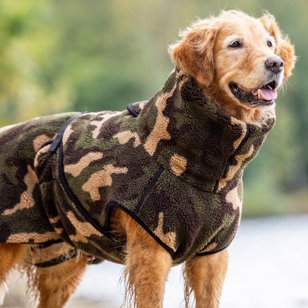 Actionfactory Warmover Cape Standard Hundemantel (Camouflage) Actionfactory Warmover Cape Standard Hundemantel (Camouflage)